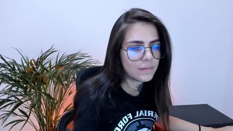 Snapshot of meurief chatting on 02-04-25, 02:32 Meurif online show from 02-04-25, 02:32