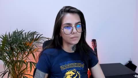 Snapshot of meurief chatting on 02-21-25, 06:04 Meurif online show from 02-21-25, 06:04