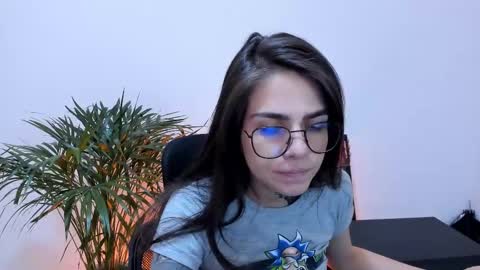 Snapshot of meurief chatting on 02-23-25, 03:08 Meurif online show from 02-23-25, 03:08