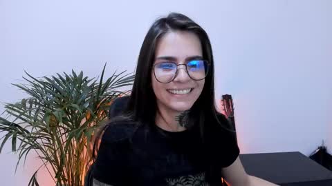 Snapshot of meurief chatting on 03-06-25, 03:24 Meurif online show from 03-06-25, 03:24