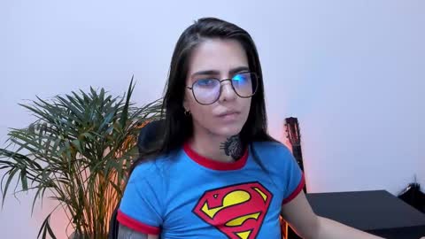 Snapshot of meurief chatting on 03-09-25, 01:59 Meurif online show from 03-09-25, 01:59