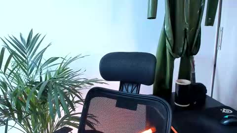 Snapshot of meurief chatting on 10-11-25, 03:32 Meurif online show from 10-11-25, 03:32