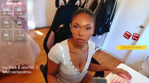 Snapshot of mew2wo chatting on 06-04-26, 12:38 mew2wo online show from 06-04-26, 12:38