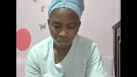 Snapshot of meybel chatting on 03-02-26, 12:13 Meybel online show from 03-02-26, 12:13