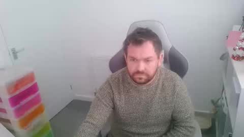 Snapshot of mg_of chatting on 12-19-25, 02:35 mg-of online show from 12-19-25, 02:35