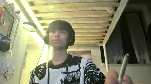 hyde online show from 02-25-25, 12:14