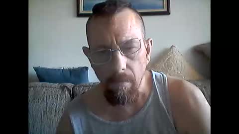 mhitch924 online show from 03-25-26, 05:19
