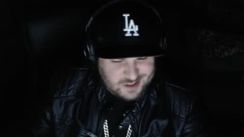 Snapshot of mi_vida21 chatting on 01-18-26, 06:12 just ask online show from 01-18-26, 06:12