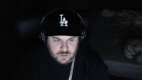 Snapshot of mi_vida21 chatting on 02-13-26, 05:42 just ask online show from 02-13-26, 05:42