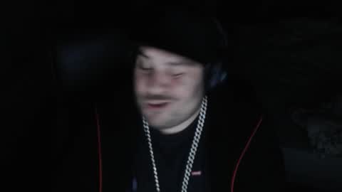 Snapshot of mi_vida21 chatting on 03-27-26, 06:18 just ask online show from 03-27-26, 06:18