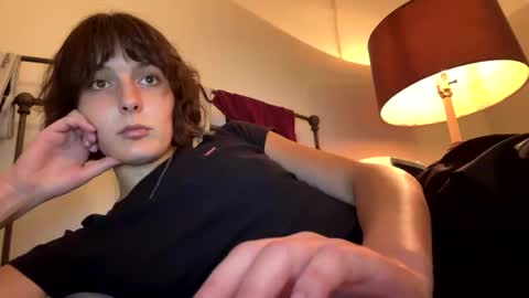 Snapshot of mia_177 chatting on 10-25-25, 12:29 mia_177 online show from 10-25-25, 12:29