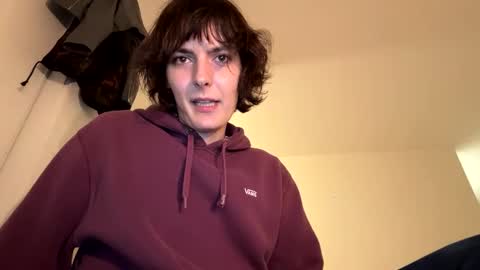 Snapshot of mia_177 chatting on 11-04-25, 04:11 mia_177 online show from 11-04-25, 04:11