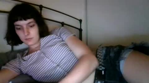 Snapshot of mia_177 chatting on 07-13-26, 12:57 mia_177 online show from 07-13-26, 12:57