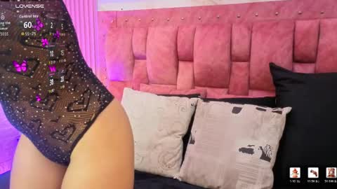 mia__gomex online show from 05-27-26, 07:22