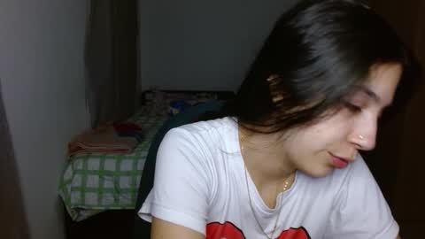 Mia online show from 09-30-25, 03:00