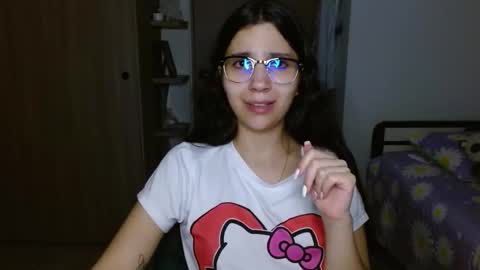 Mia online show from 01-07-26, 04:48