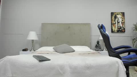 Snapshot of mia__zoe chatting on 05-30-26, 03:14 Mia Zoe online show from 05-30-26, 03:14