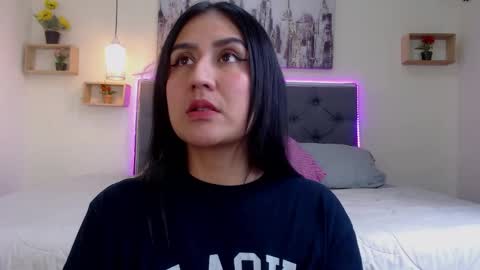 M I A  A Y R A online show from 10-16-25, 04:19