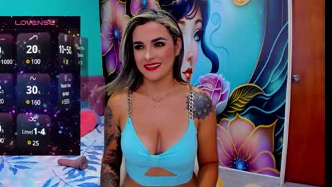 Snapshot of mia_bigtits_17 chatting on 12-26-24, 08:53 Mia online show from 12-26-24, 08:53