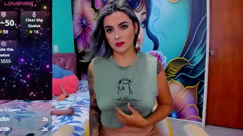 Snapshot of mia_bigtits_17 chatting on 01-03-25, 08:11 Mia online show from 01-03-25, 08:11