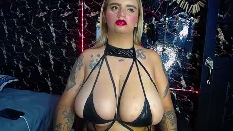 Snapshot of mia_boobs_19 chatting on 11-06-25, 08:21 mia Independent model Thanks to everyone for your support online show from 11-06-25, 08:21