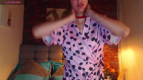 MIA online show from 01-06-25, 01:42