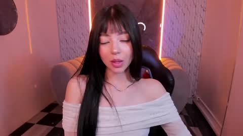 Snapshot of mia_collins_b chatting on 10-09-25, 12:58 mia_collins_b online show from 10-09-25, 12:58