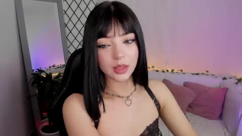 Snapshot of mia_collins_b chatting on 06-02-26, 07:38 mia_collins_b online show from 06-02-26, 07:38