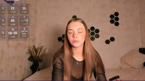 Snapshot of mia_com chatting on 09-14-25, 02:05 Mia next stream Thursday 1400 UTC1 Friday 1400 UTC1 online show from 09-14-25, 02:05