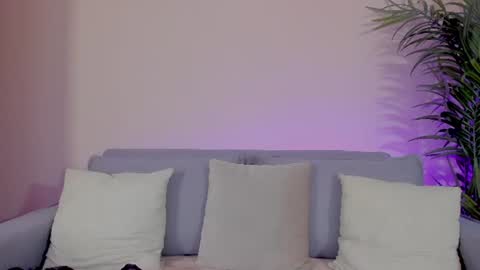 Snapshot of mia_daniellshot chatting on 06-13-26, 12:36 Sarah Luna online show from 06-13-26, 12:36