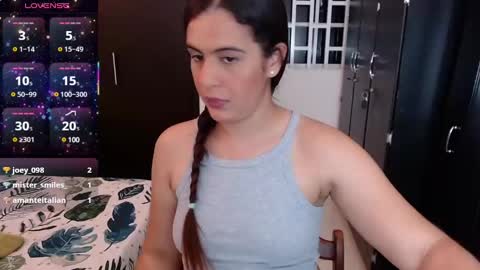 Snapshot of mia_danielsx chatting on 02-28-25, 02:42 Mia online show from 02-28-25, 02:42