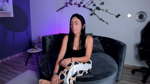 mia_davis__ online show from 03-20-26, 11:48