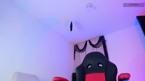 Snapshot of mia_depp chatting on 02-05-25, 10:33 Mia online show from 02-05-25, 10:33