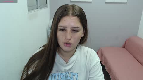 Snapshot of mia_diaz1 chatting on 12-30-24, 01:14 Mia online show from 12-30-24, 01:14