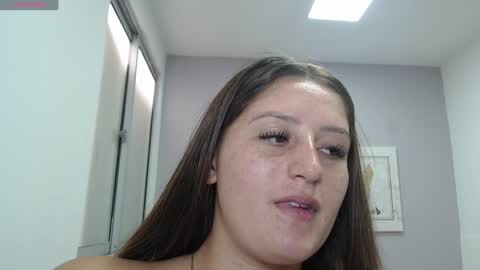 Snapshot of mia_diaz1 chatting on 01-20-25, 04:01 Mia online show from 01-20-25, 04:01