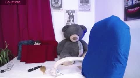 Snapshot of mia_downson chatting on 02-04-26, 11:38 Mia online show from 02-04-26, 11:38