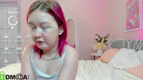 Snapshot of mia_ferd chatting on 09-18-25, 02:35 Mia online show from 09-18-25, 02:35