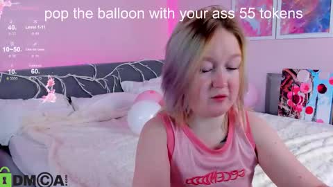 Snapshot of mia_ferd chatting on 10-08-25, 06:00 Mia online show from 10-08-25, 06:00