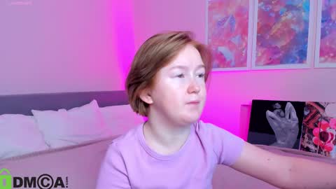 Snapshot of mia_ferd chatting on 10-26-25, 02:17 Mia online show from 10-26-25, 02:17