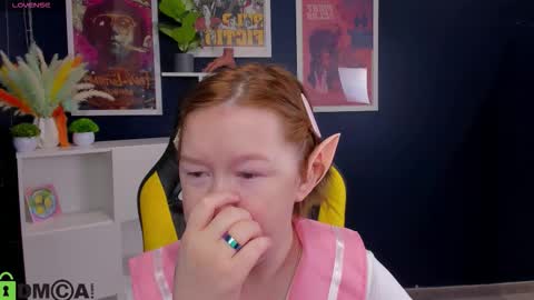 Snapshot of mia_ferd chatting on 11-22-25, 03:16 Mia online show from 11-22-25, 03:16