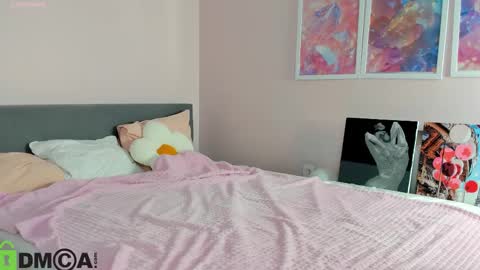 Snapshot of mia_ferd chatting on 11-27-25, 03:08 Mia online show from 11-27-25, 03:08