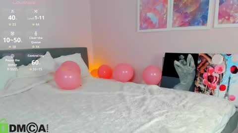 Snapshot of mia_ferd chatting on 12-03-25, 03:03 Mia online show from 12-03-25, 03:03