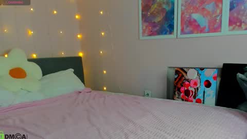 Snapshot of mia_ferd chatting on 01-19-26, 02:59 Mia online show from 01-19-26, 02:59