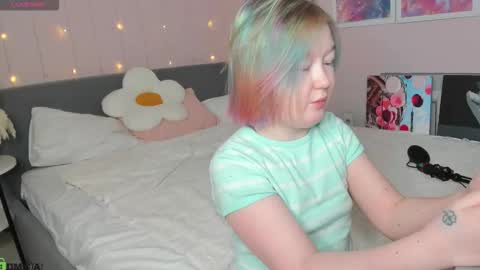 Snapshot of mia_ferd chatting on 02-03-26, 02:21 Mia online show from 02-03-26, 02:21