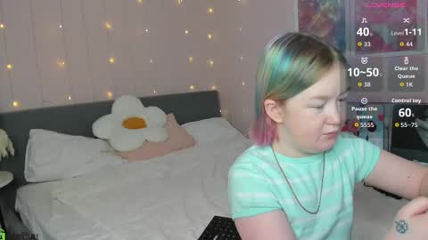 Snapshot of mia_ferd chatting on 02-03-26, 02:53 Mia online show from 02-03-26, 02:53