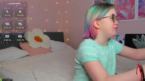 Snapshot of mia_ferd chatting on 02-07-26, 02:59 Mia online show from 02-07-26, 02:59