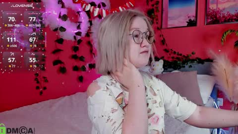 Snapshot of mia_ferd chatting on 02-21-26, 02:34 Mia online show from 02-21-26, 02:34