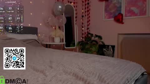 Snapshot of mia_ferd chatting on 02-28-26, 03:18 Mia online show from 02-28-26, 03:18