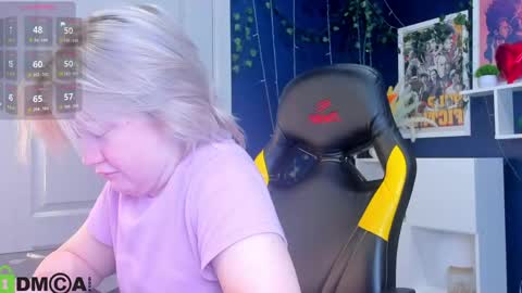 Snapshot of mia_ferd chatting on 05-14-26, 03:13 Mia online show from 05-14-26, 03:13