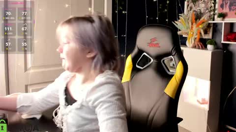 Snapshot of mia_ferd chatting on 05-27-26, 03:03 Mia online show from 05-27-26, 03:03
